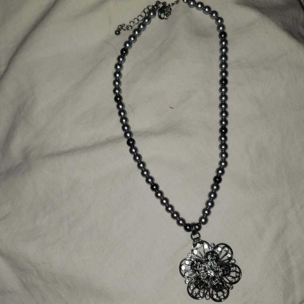 Flower necklace